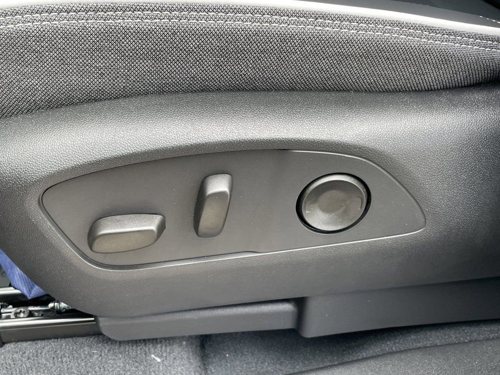 New 2026 GMC Sierra EV Elevation w/ LPO, Elevation Dark Package image 37