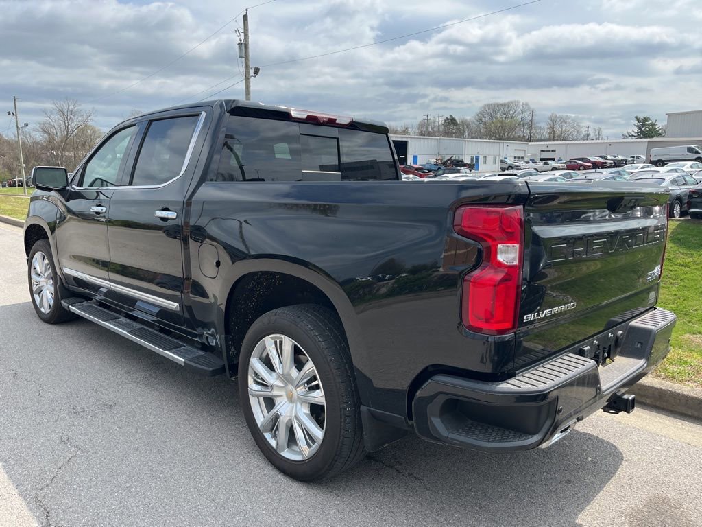 Used 2024 Chevrolet Silverado 1500 High Country w/ High Country Premium Package image 4
