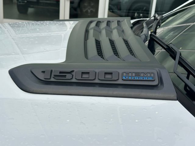 Used 2023 RAM 1500 Laramie AWD/4WD image 11