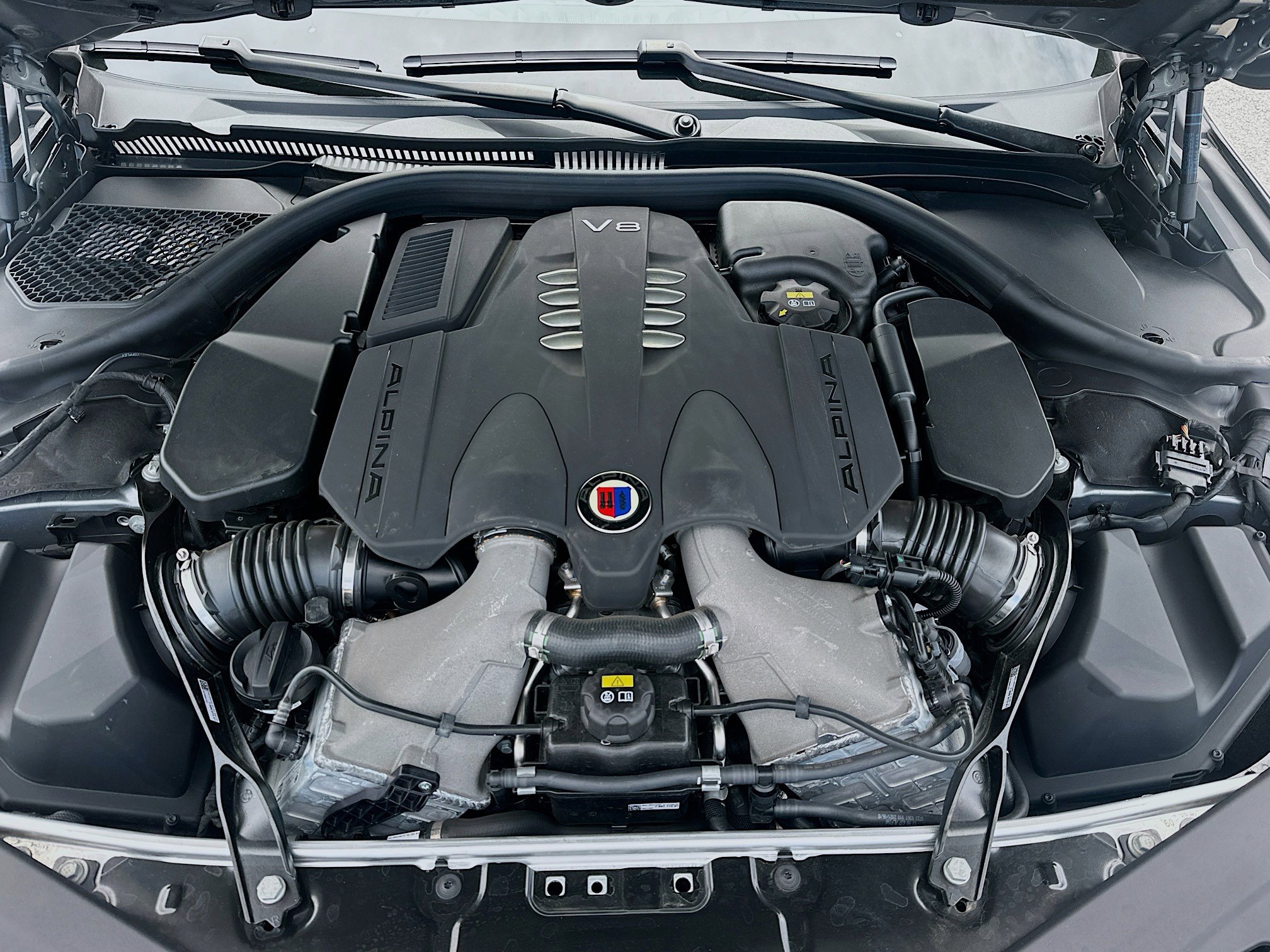 Used 2023 BMW ALPINA B8 xDrive Gran Coupe image 36
