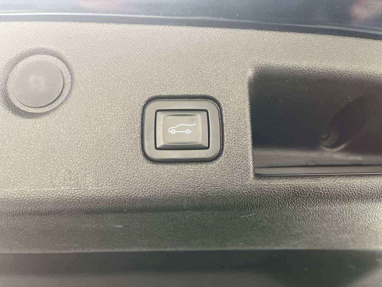 Certified 2021 Chevrolet Equinox LT FWD image 29