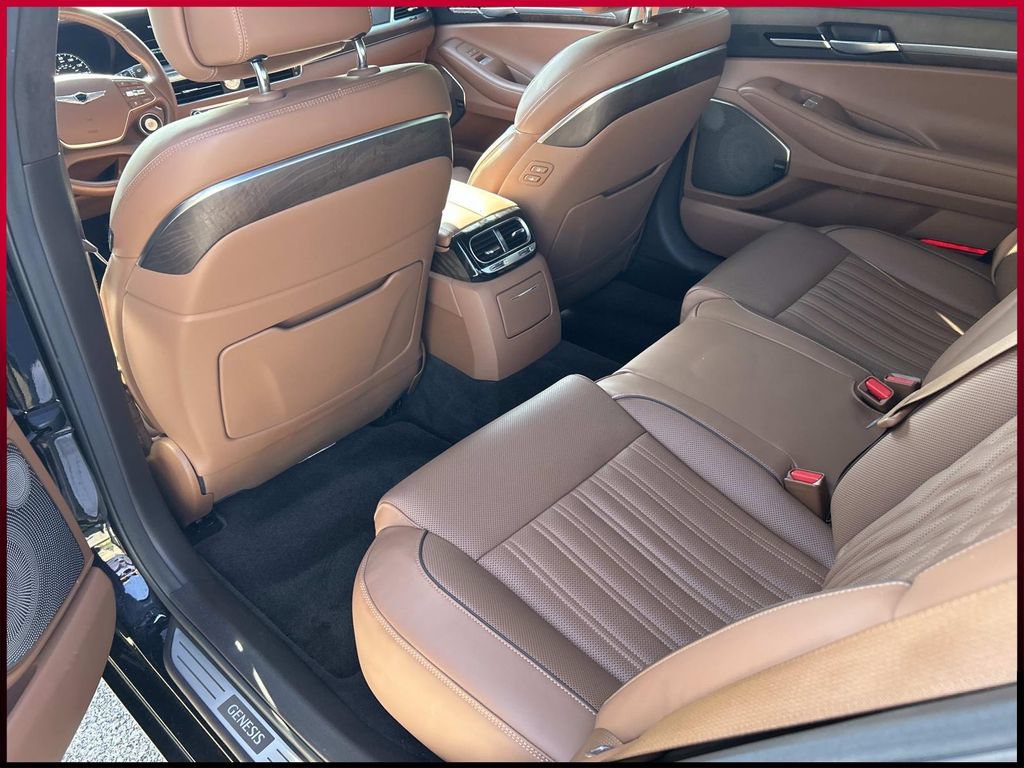 Used 2022 Genesis G90 3.3T Premium RWD image 21