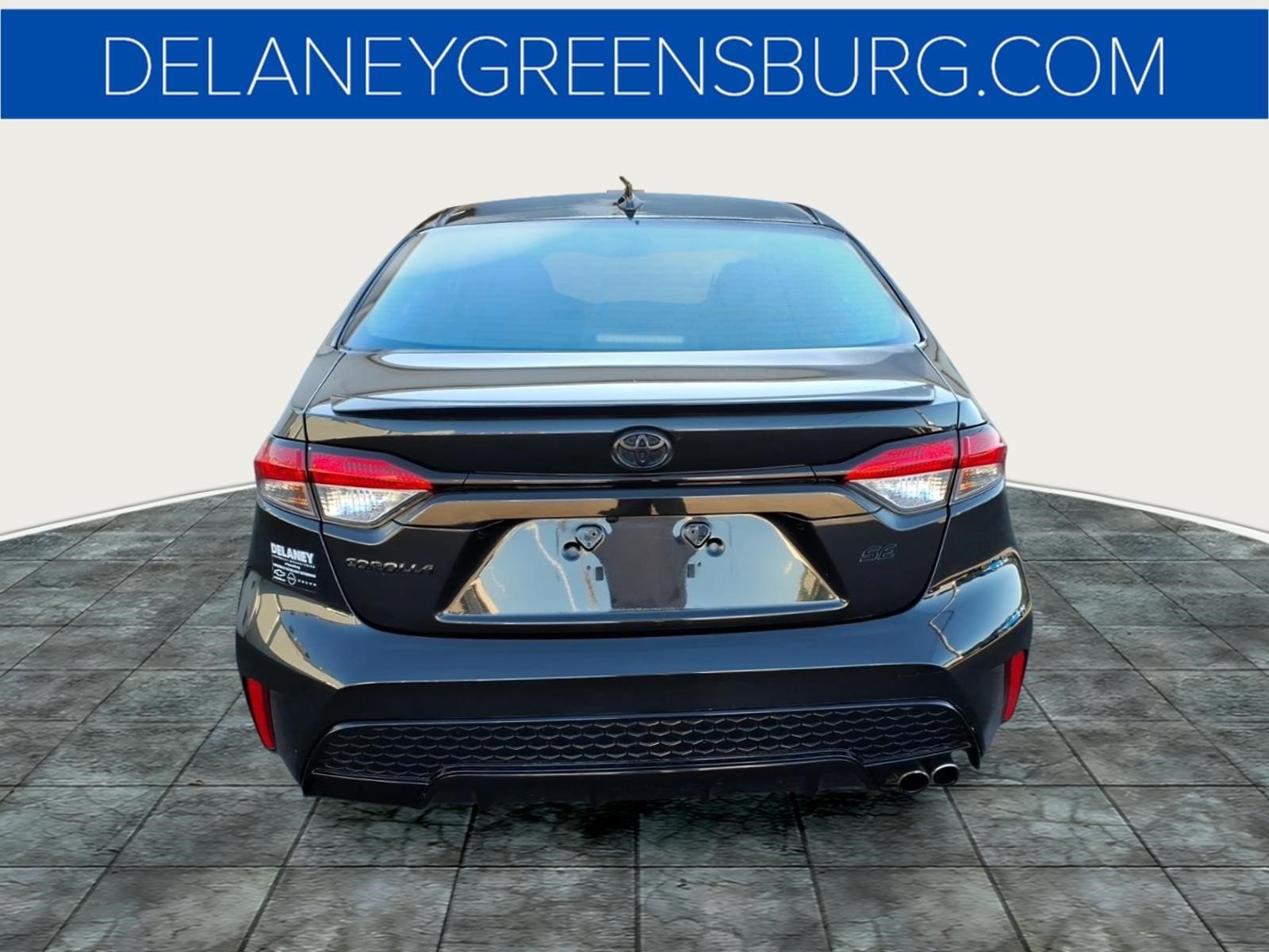 Used 2021 Toyota Corolla SE w/ Carpet Mat Package (TMS) FWD image 4