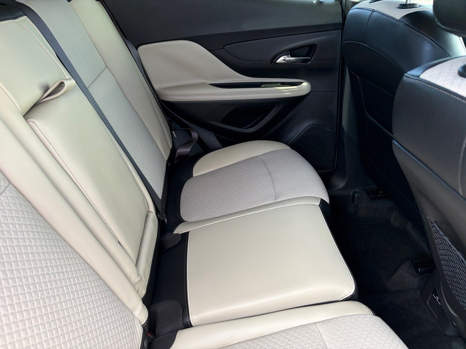 Used 2018 Buick Encore Preferred FWD image 12