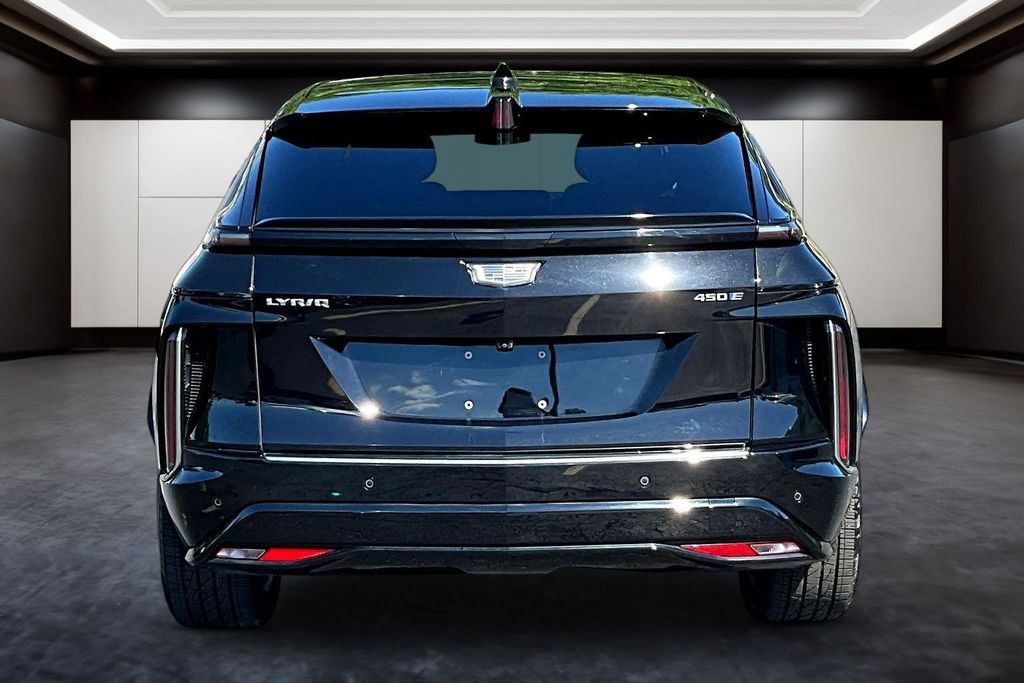 Used 2024 Cadillac Lyriq Tech w/ Driver Assist Package RWD image 5