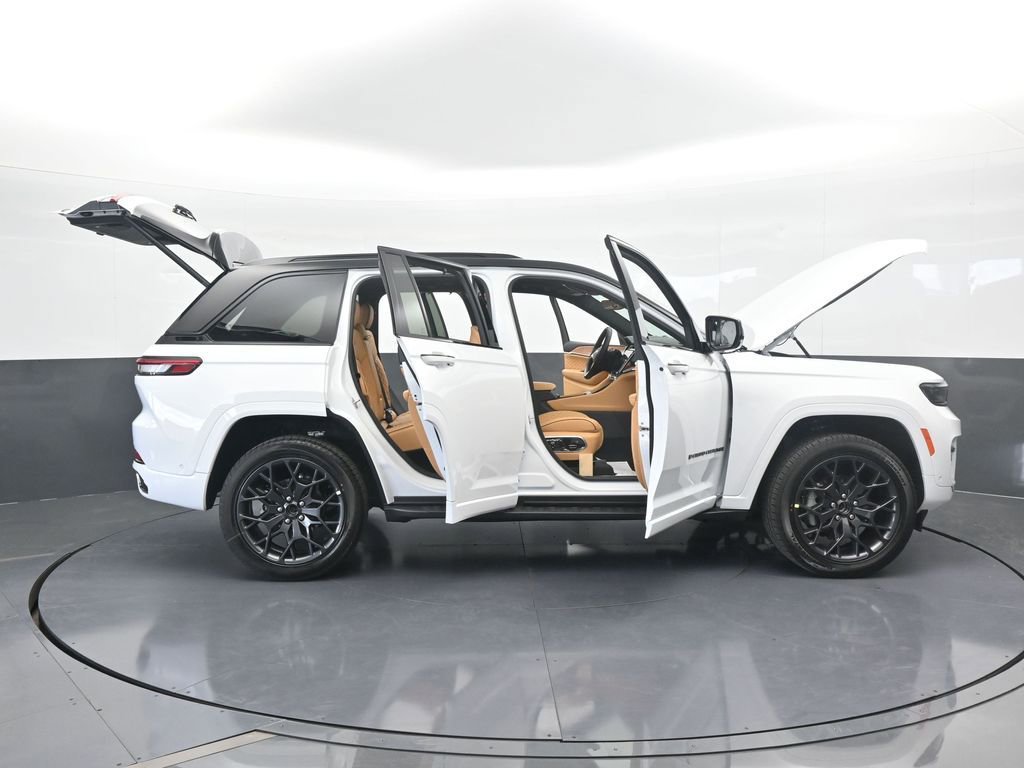 New 2025 Jeep Grand Cherokee Summit image 68