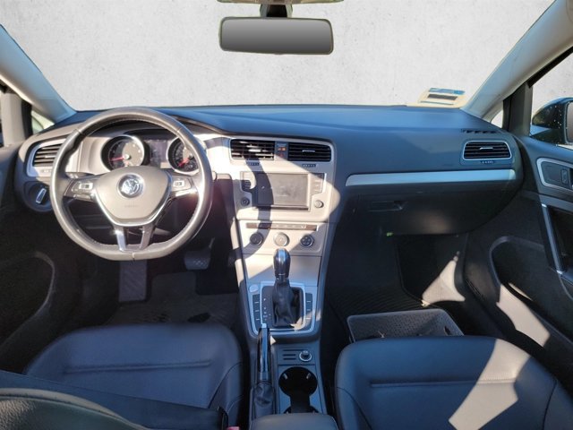 Used 2017 Volkswagen Golf Wolfsburg Edition FWD image 20