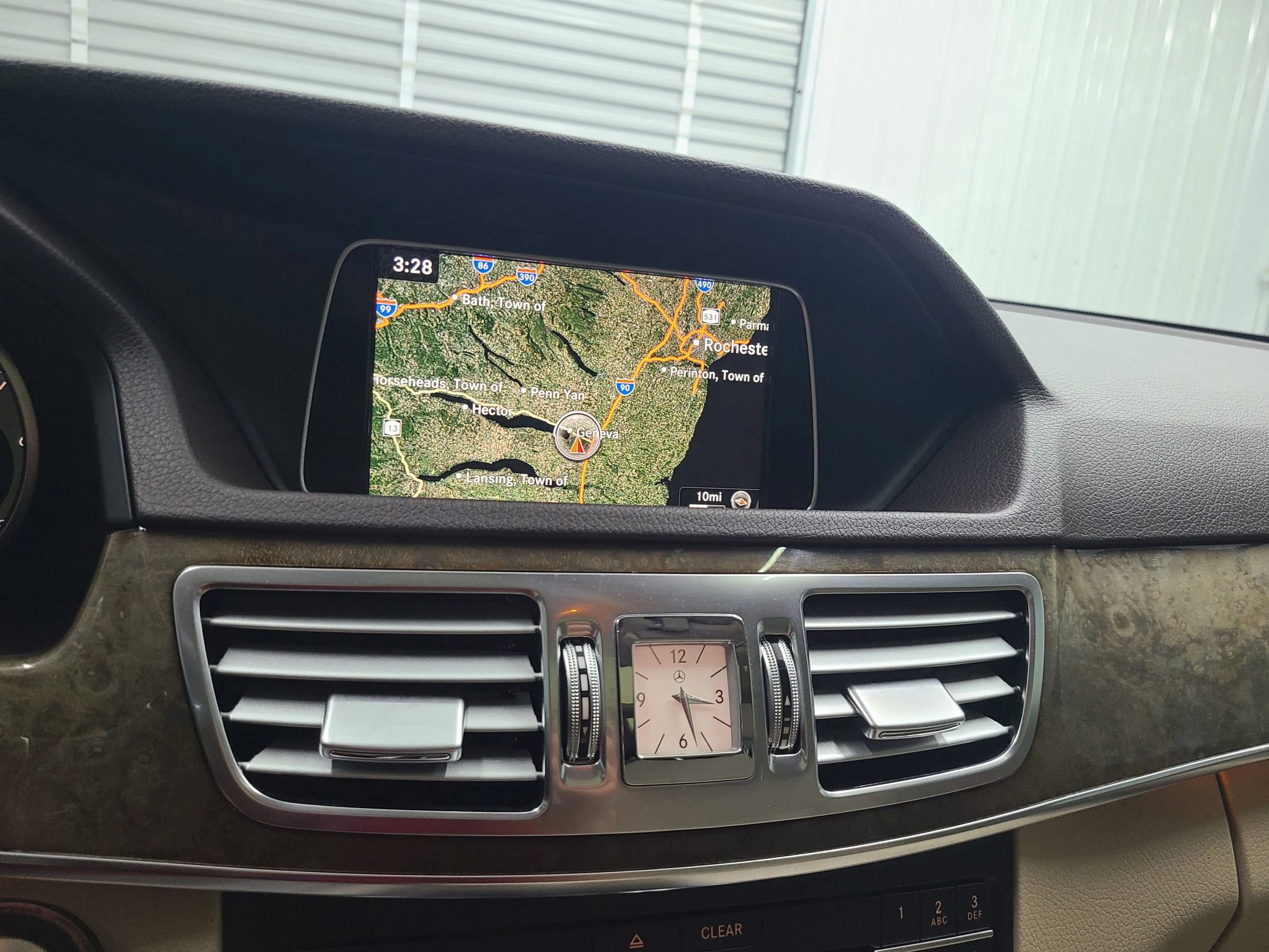 Used 2016 Mercedes-Benz E 350 4MATIC Wagon image 33