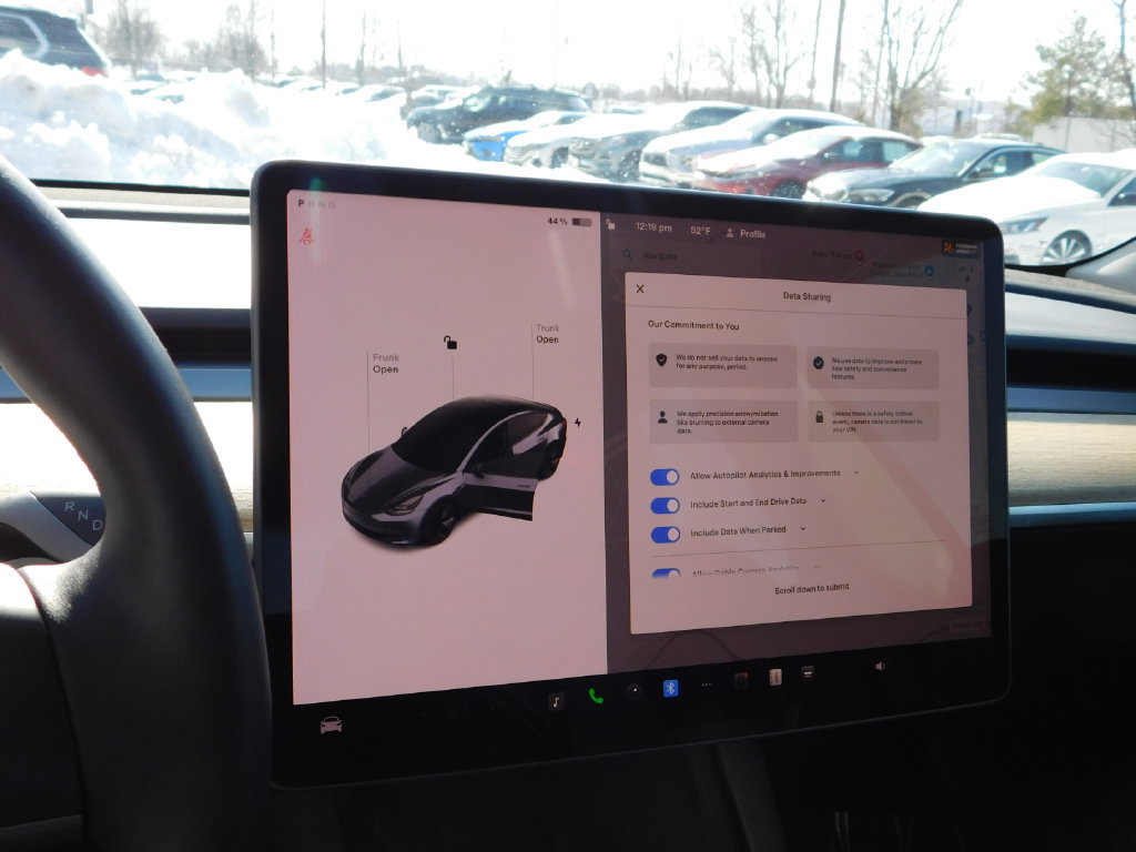Used 2022 Tesla Model 3 Long Range AWD/4WD image 18