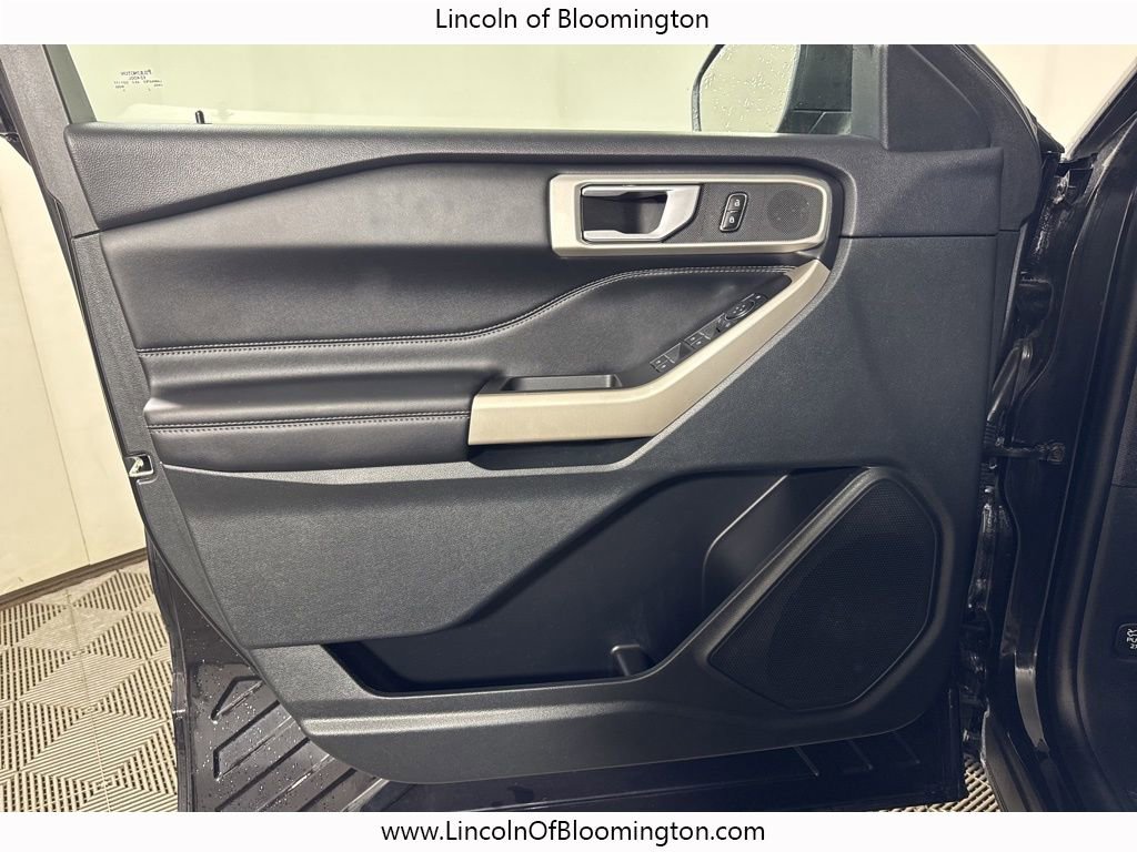 Used 2023 Ford Explorer XLT w/ Equipment Group 202A image 54