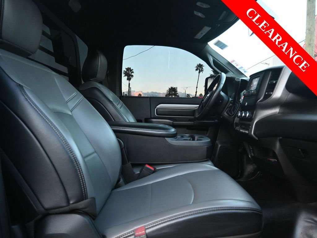 Used 2023 RAM 3500 Tradesman image 16