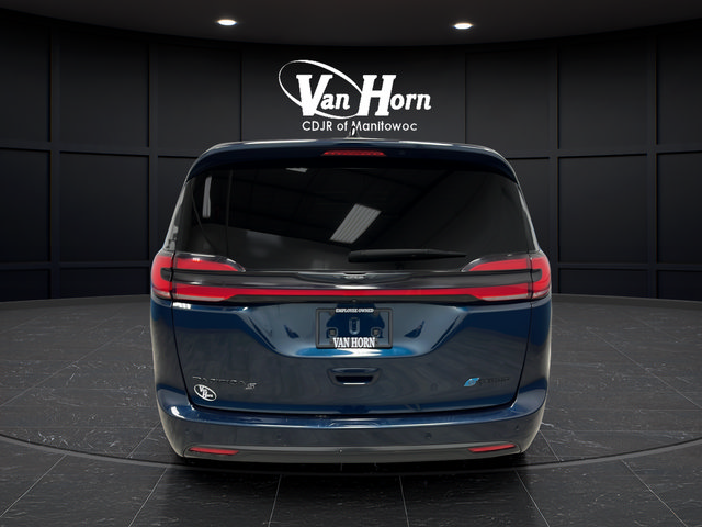 Used 2024 Chrysler Pacifica Limited FWD image 4