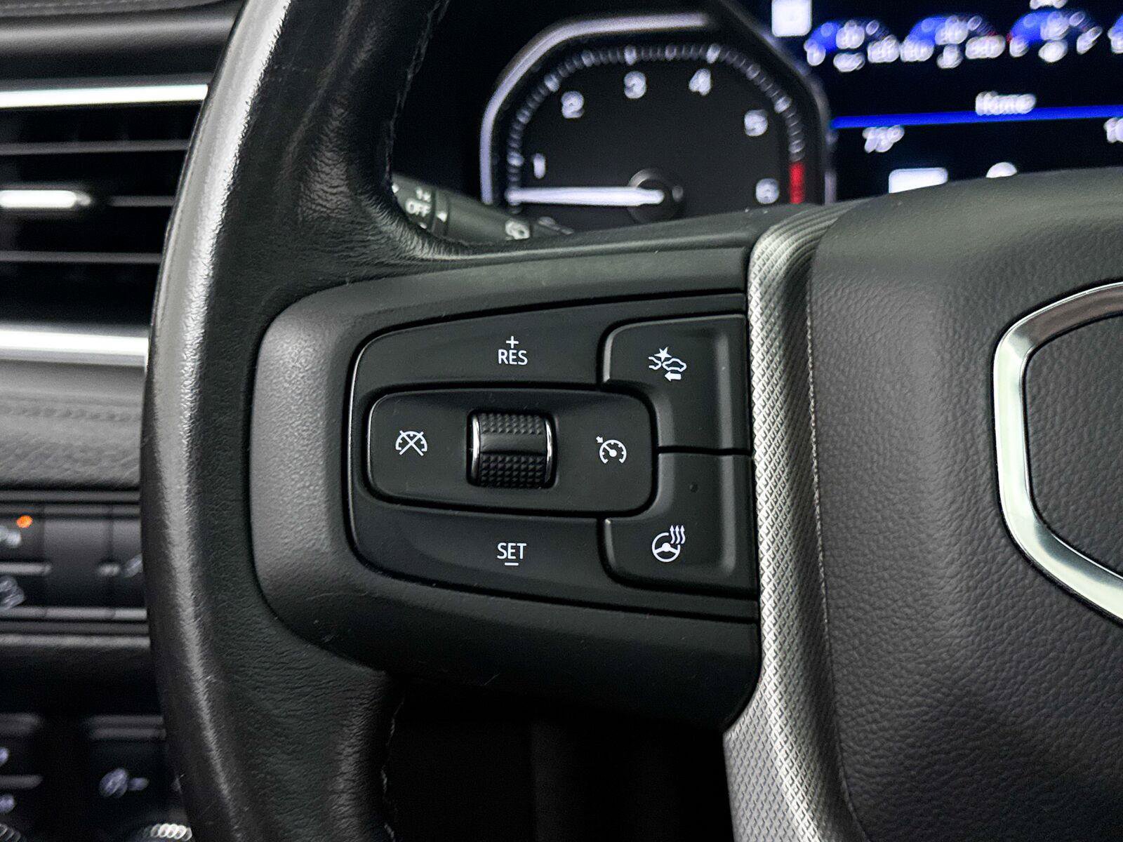 Used 2021 GMC Yukon Denali AWD/4WD image 41