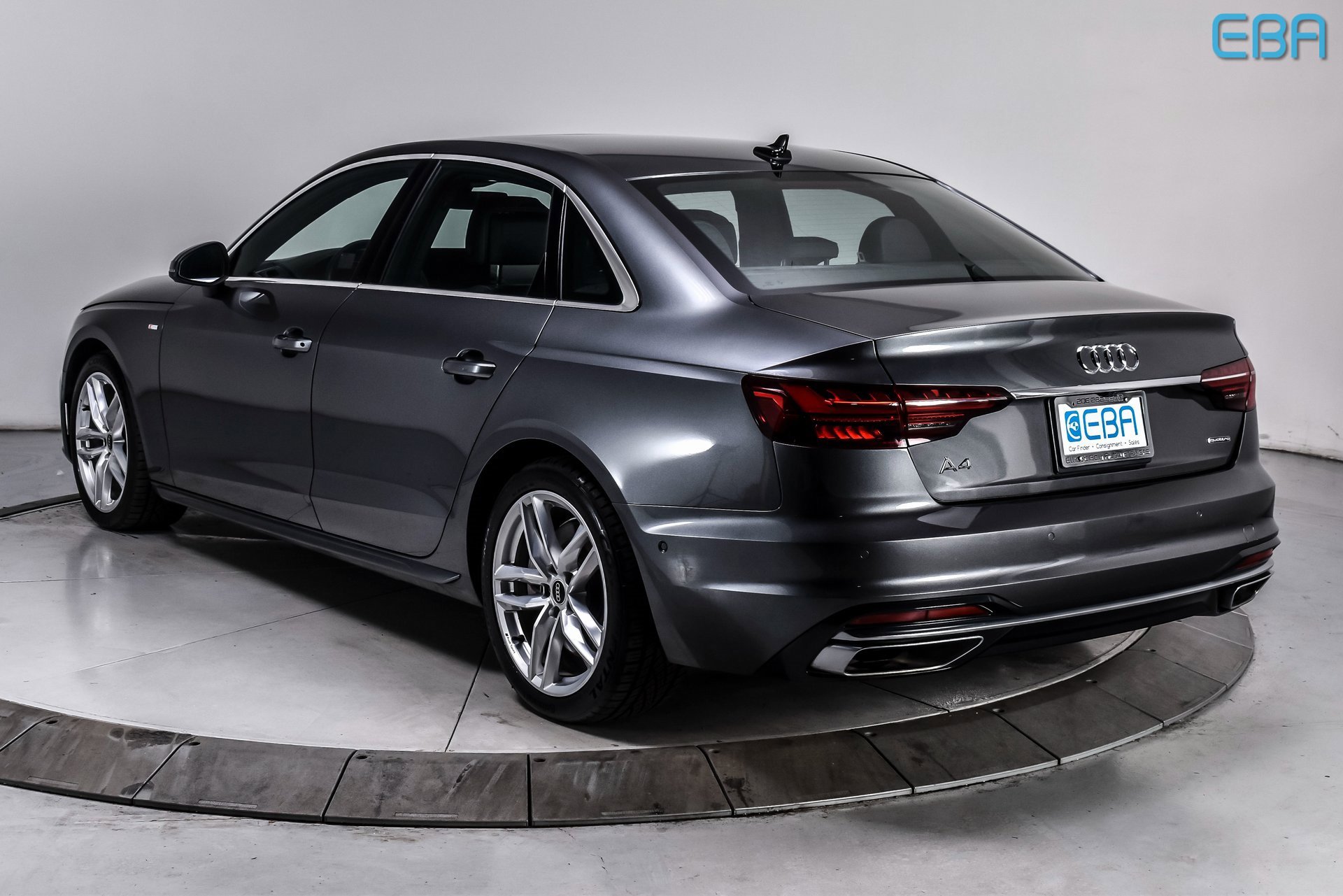 Used 2023 Audi A4 2.0T Prestige w/ Prestige Package image 4