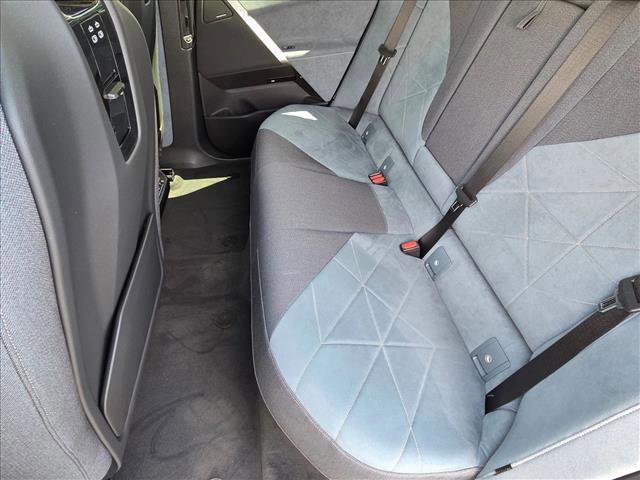 Used 2023 BMW iX xDrive50 w/ Sport Package AWD/4WD image 19