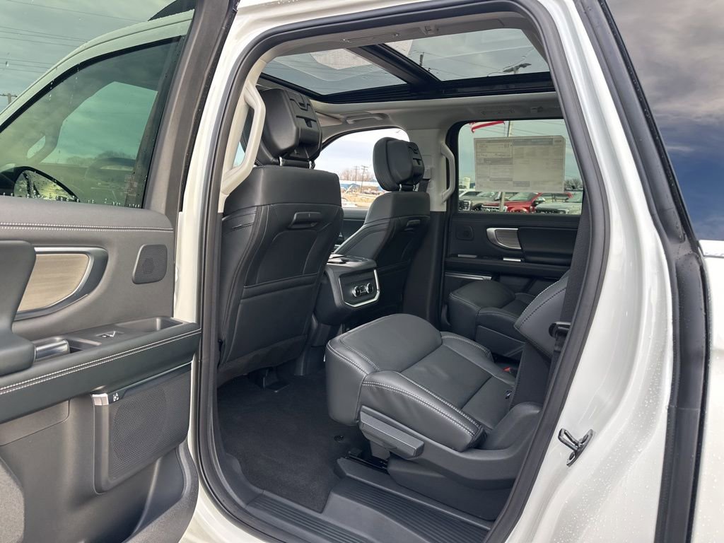 New 2026 Ford Expedition Max Platinum w/ Driver's Package image 30