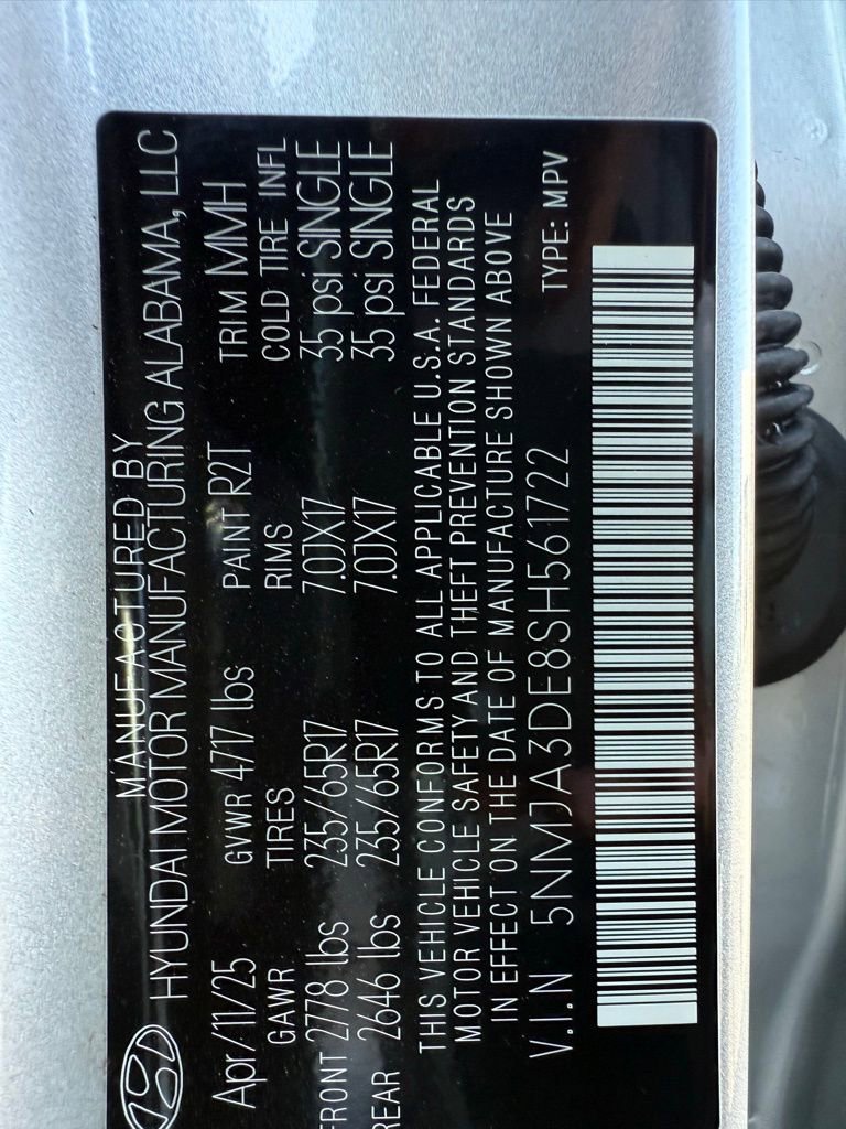 Used 2025 Hyundai Tucson SE image 40