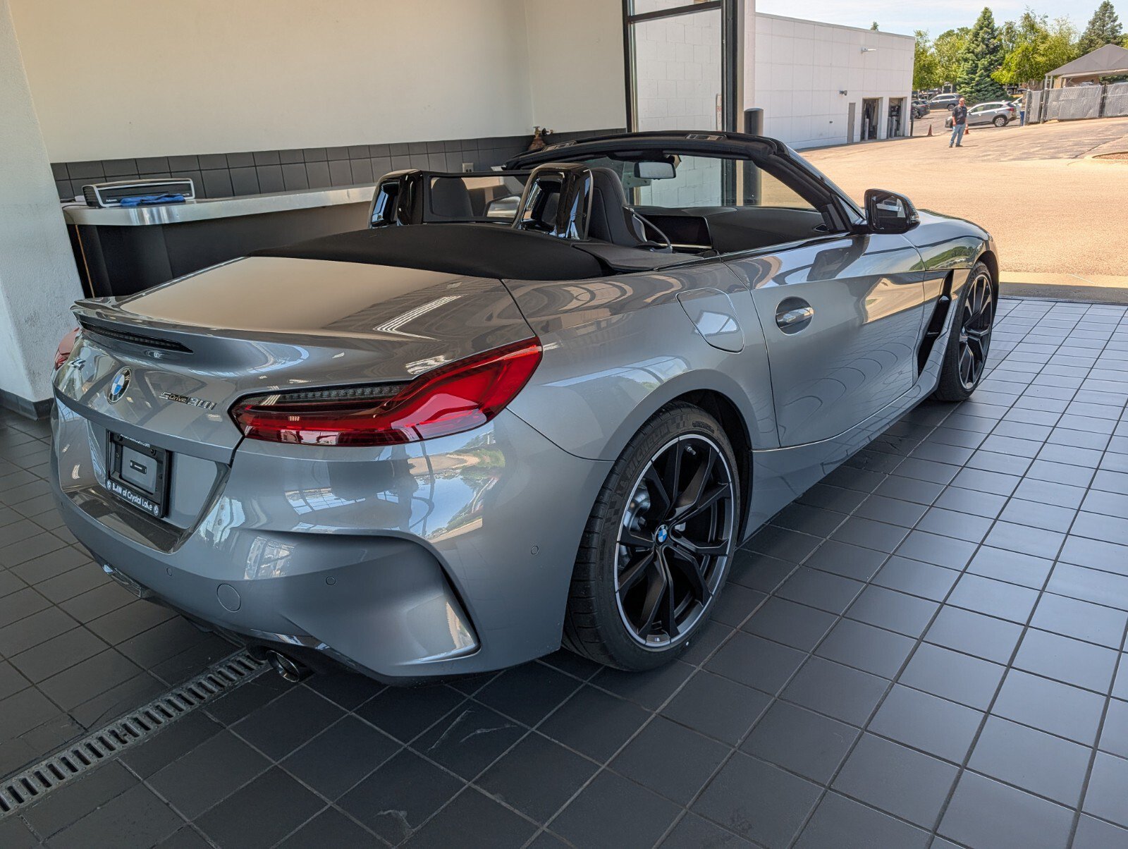 New 2026 BMW Z4 sDrive30i w/ Premium Package RWD image 2