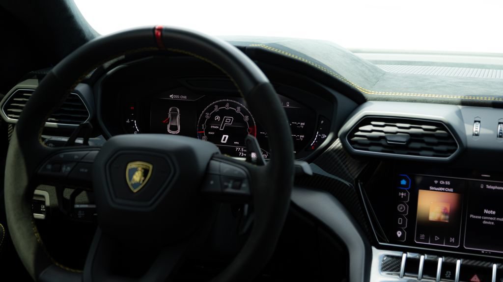 Used 2023 Lamborghini Urus Performante AWD/4WD image 37