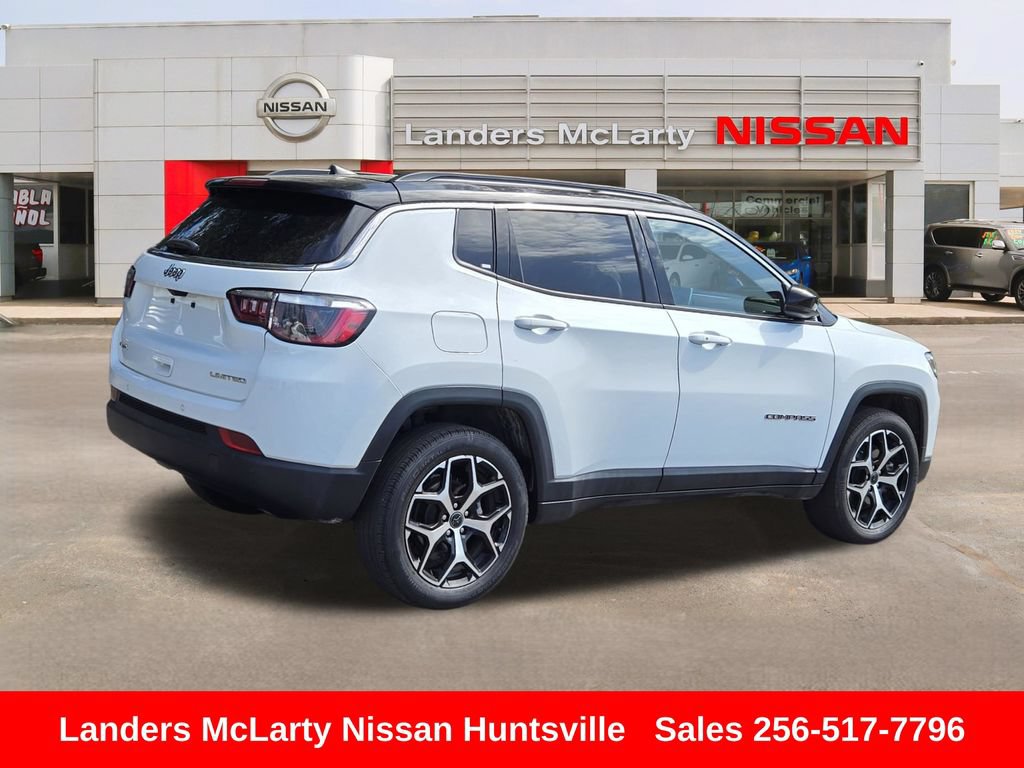 Used 2025 Jeep Compass Limited AWD/4WD image 3