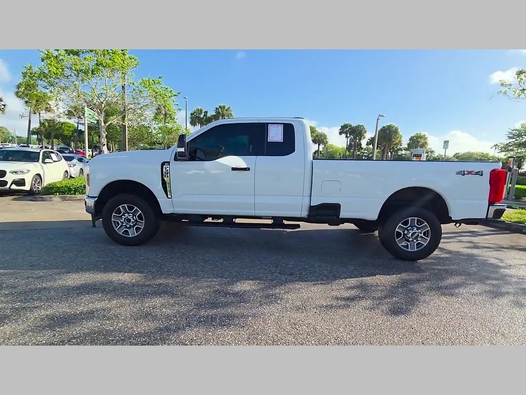 Used 2025 Ford F350 XLT image 47