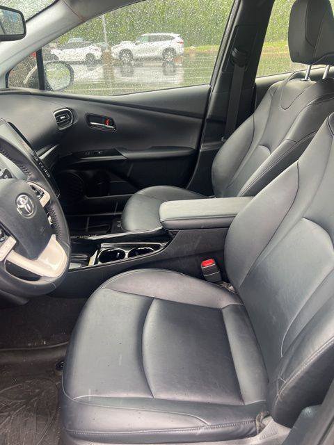 Certified 2018 Toyota Prius Four w/ Advanced Technology Package FWD image 7