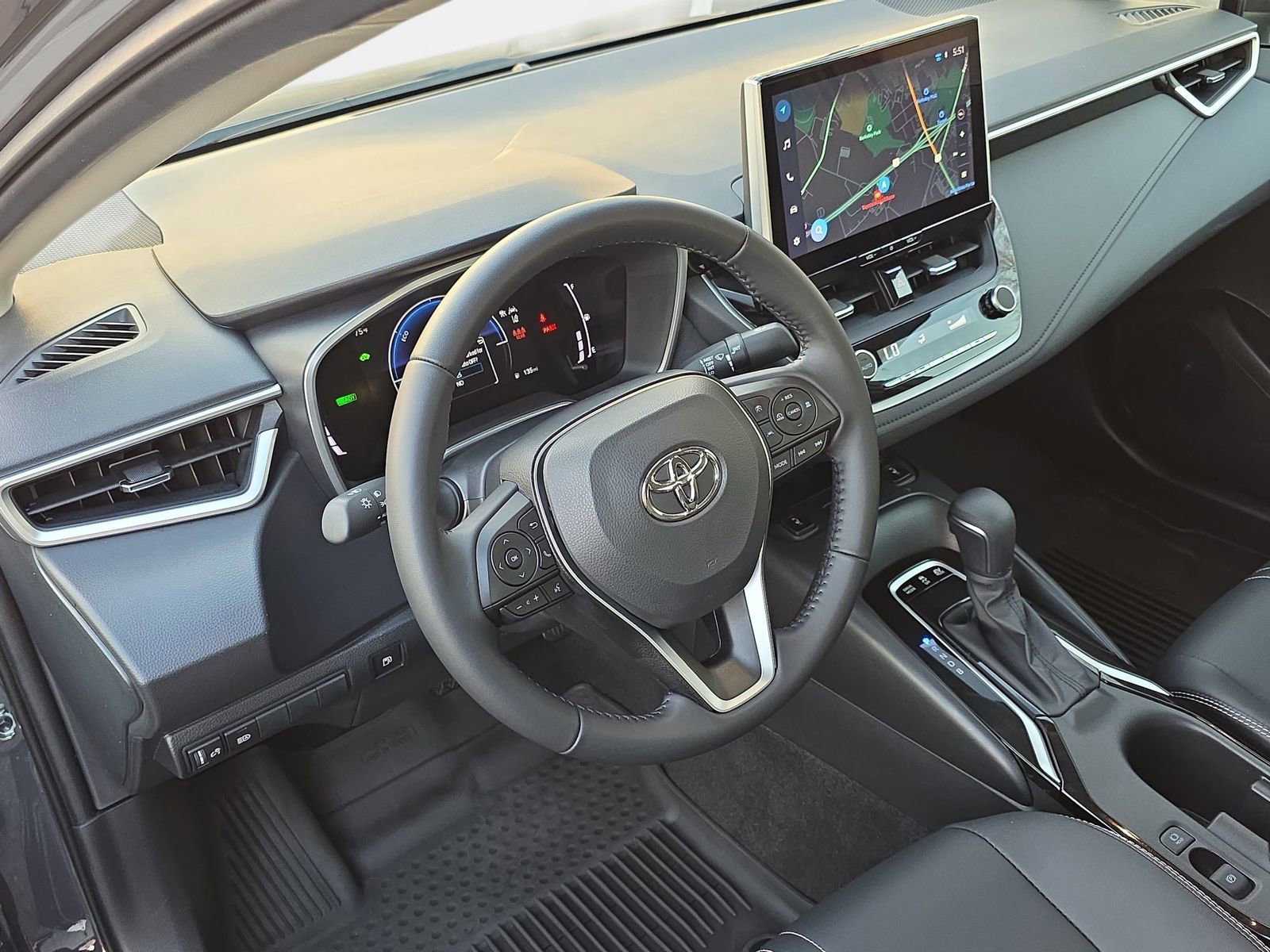 Used 2025 Toyota Corolla XLE image 15