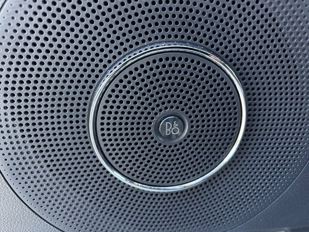 Used 2023 Ford Expedition Limited image 28