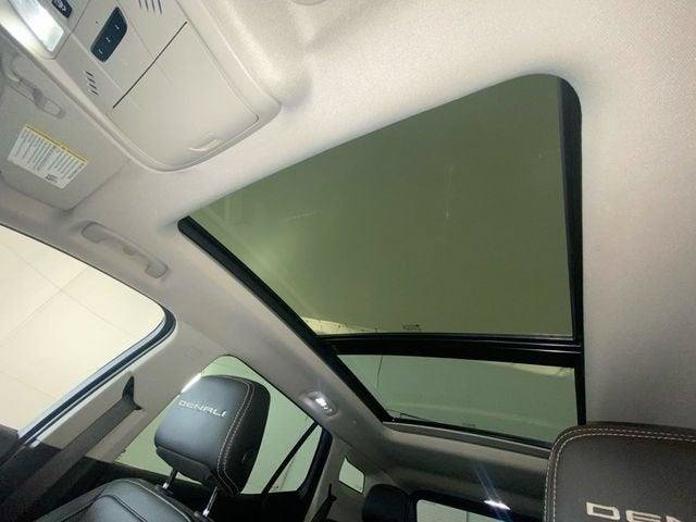Used 2022 GMC Terrain Denali w/ LPO, Floor Liner Package AWD/4WD image 45