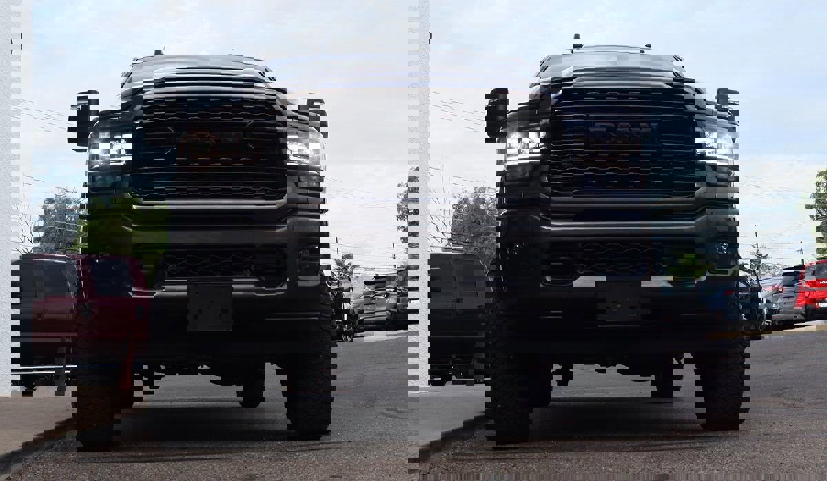 Used 2024 RAM 2500 Limited image 21