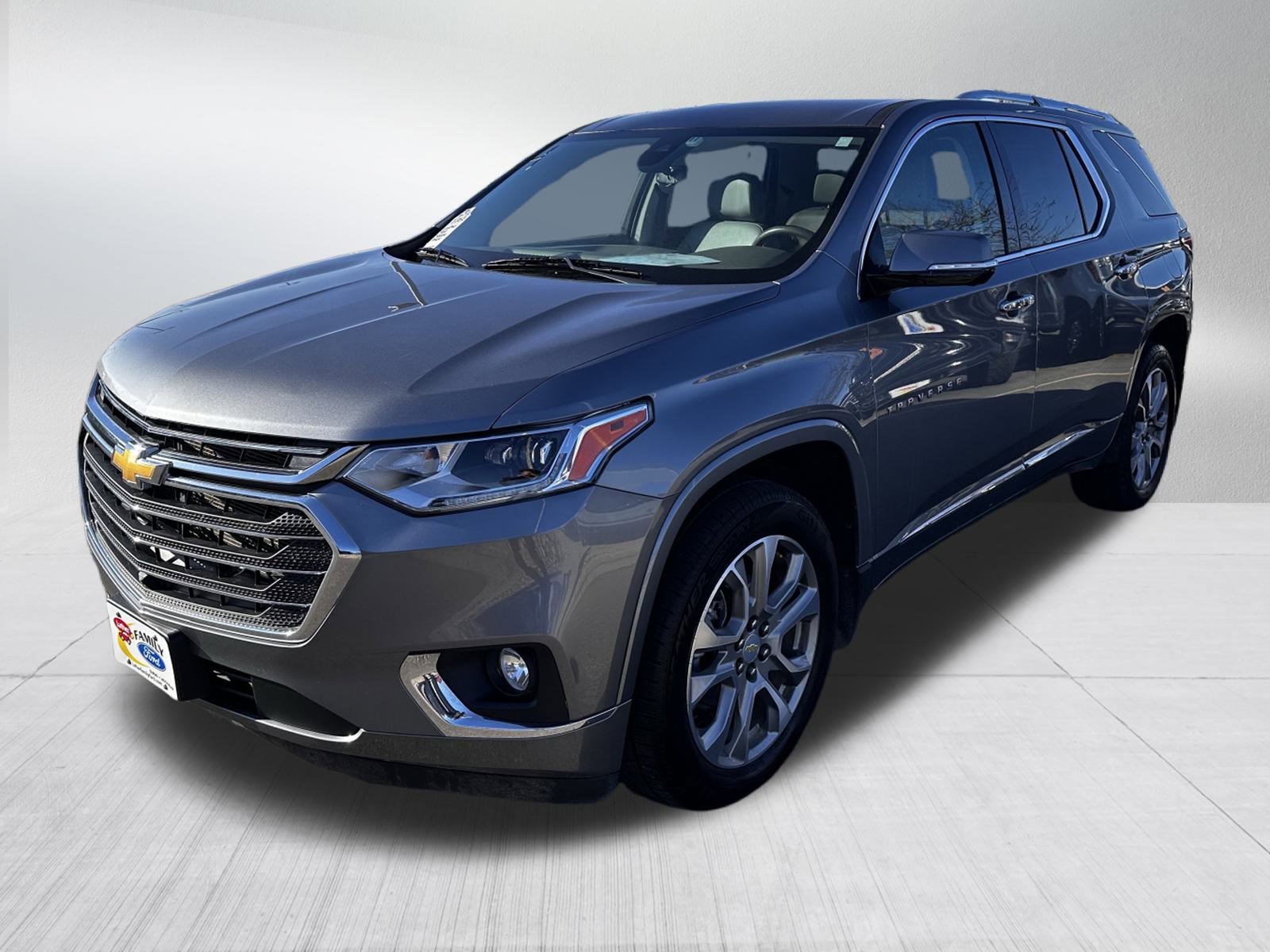 Used 2021 Chevrolet Traverse Premier image 3