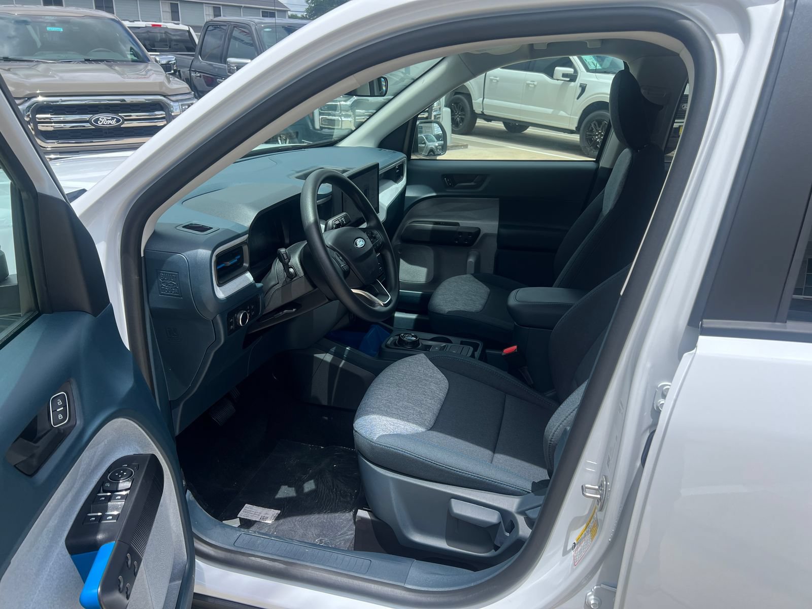 New 2026 Ford Maverick XLT FWD image 9