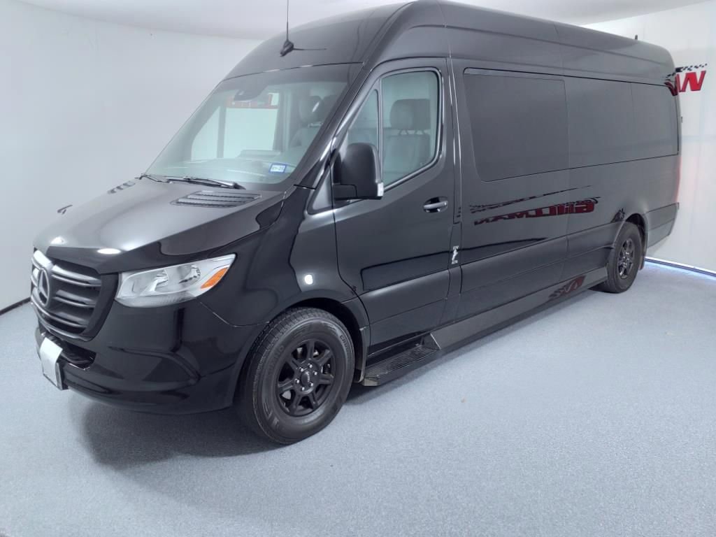 Used 2022 Mercedes-Benz Sprinter 2500 image 2