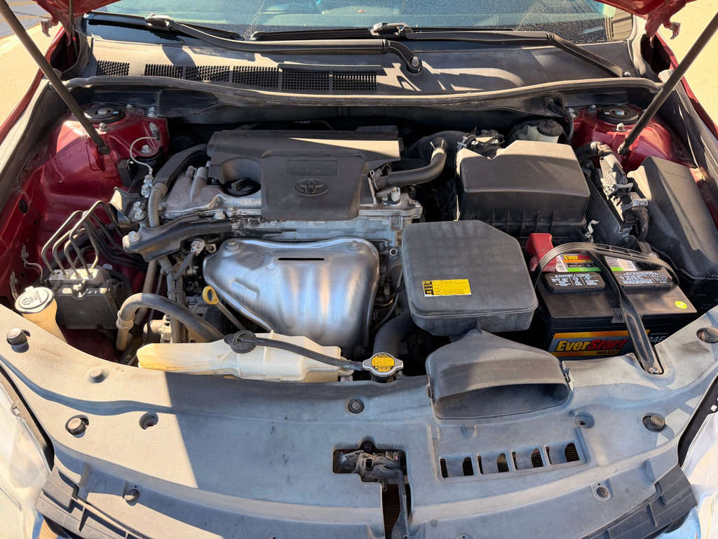 Used 2015 Toyota Camry SE image 24