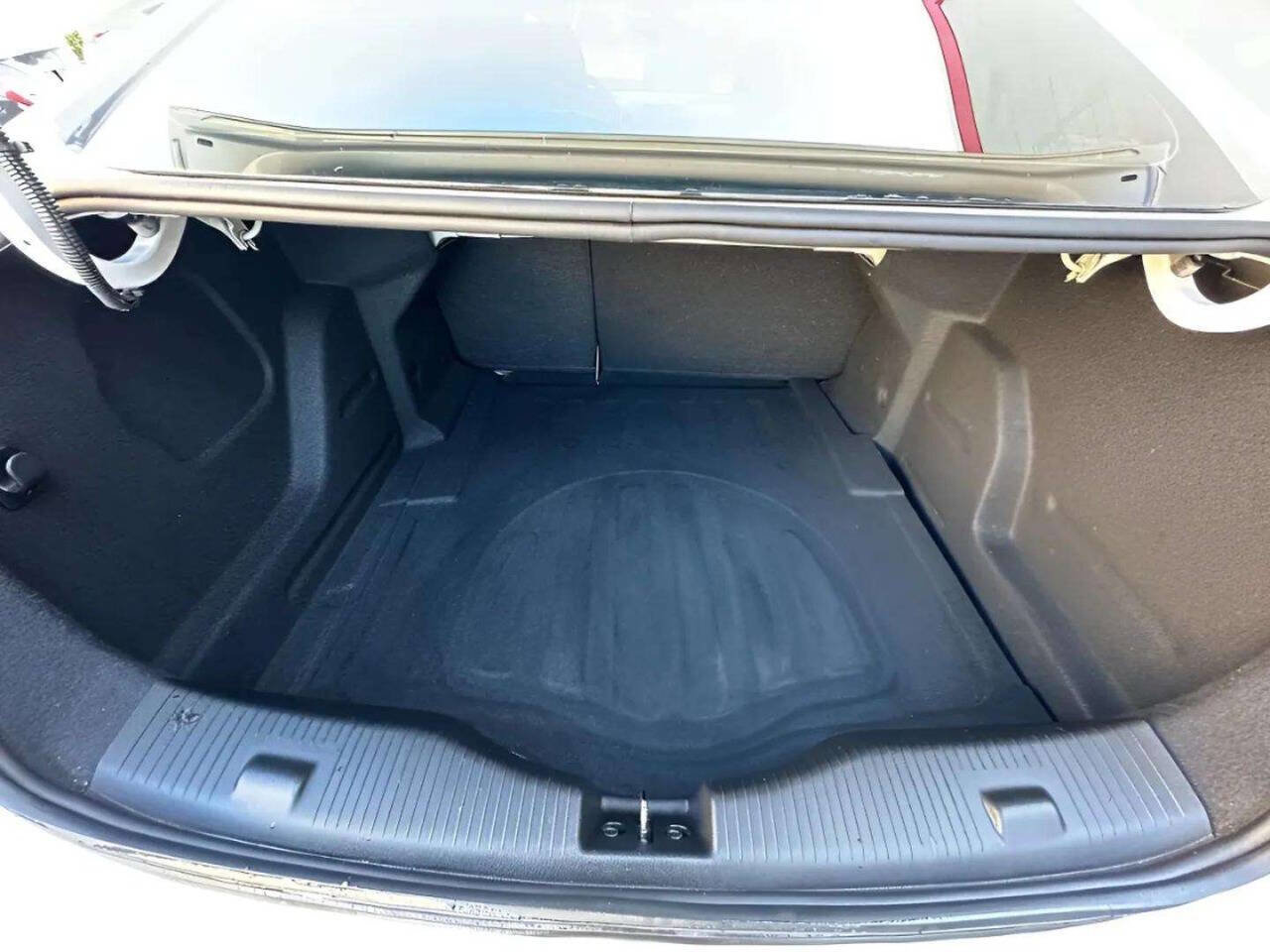 Used 2018 Chevrolet Cruze LT w/ Convenience Package image 26