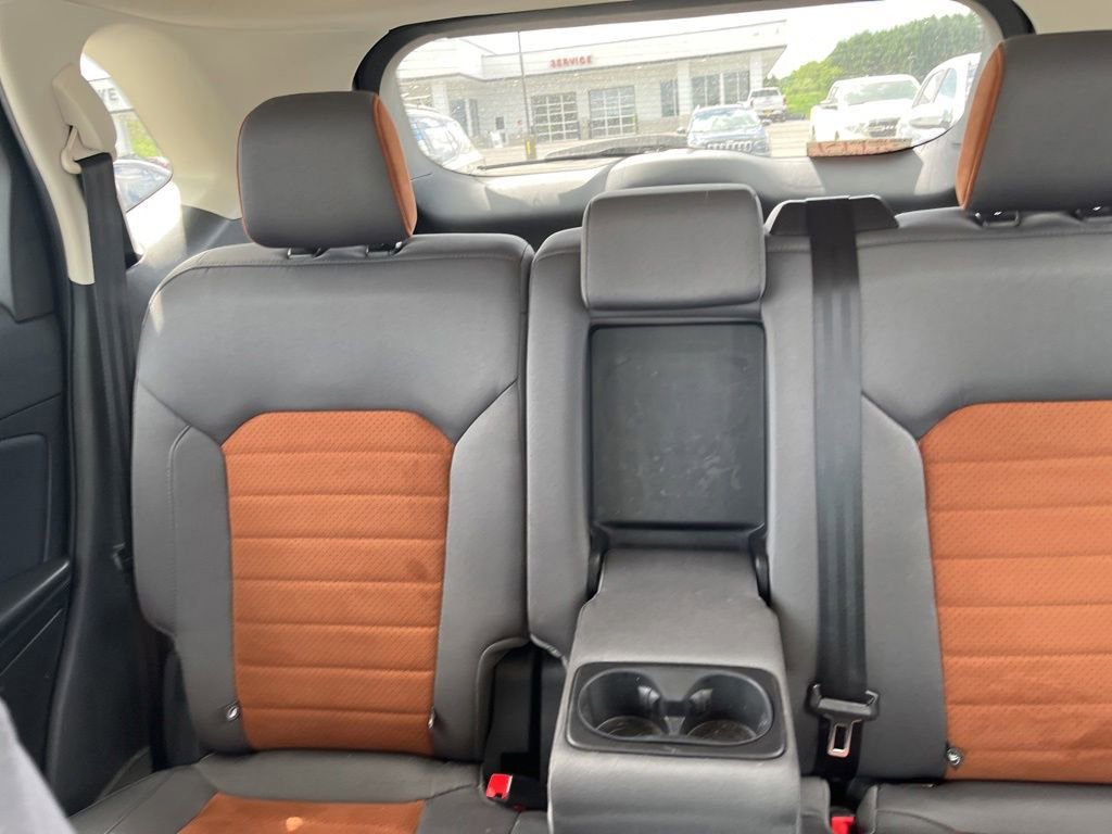 Used 2018 Ford Edge SEL w/ Equipment Group 201A AWD/4WD image 11