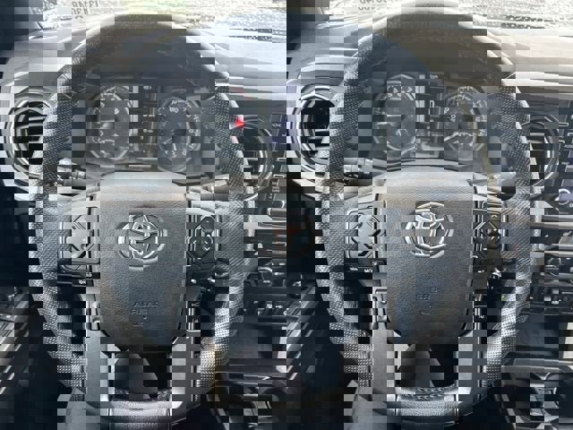 Used 2020 Toyota Tacoma TRD Off-Road w/ Technology Package image 15