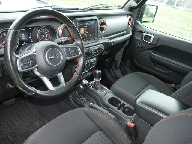 Used 2022 Jeep Gladiator Mojave w/ Cold Weather Group AWD/4WD image 16