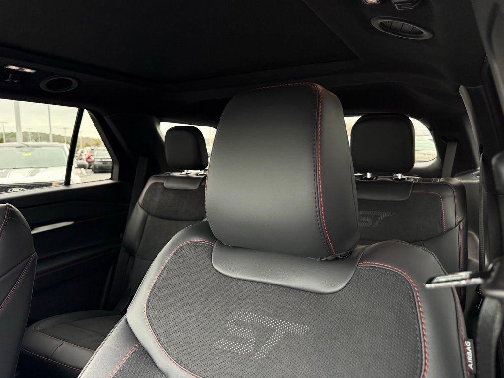 New 2026 Ford Explorer ST w/ Sun And Sound Package image 23
