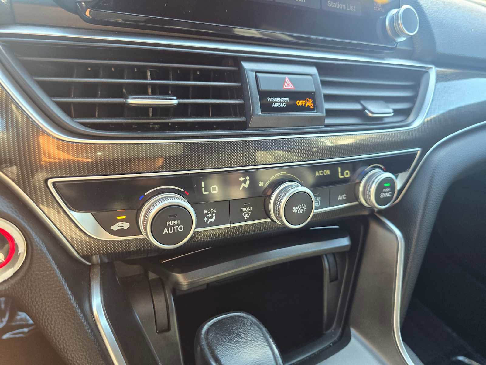 Used 2022 Honda Accord Sport image 28