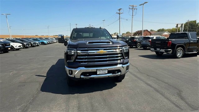 Certified 2024 Chevrolet Silverado 2500 LTZ w/ LTZ Premium Package image 3