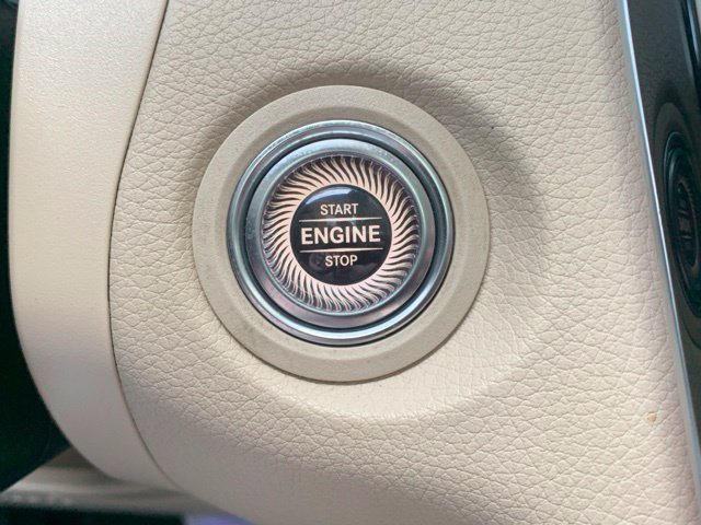 Used 2021 Mercedes-Benz GLC 300 4MATIC image 20