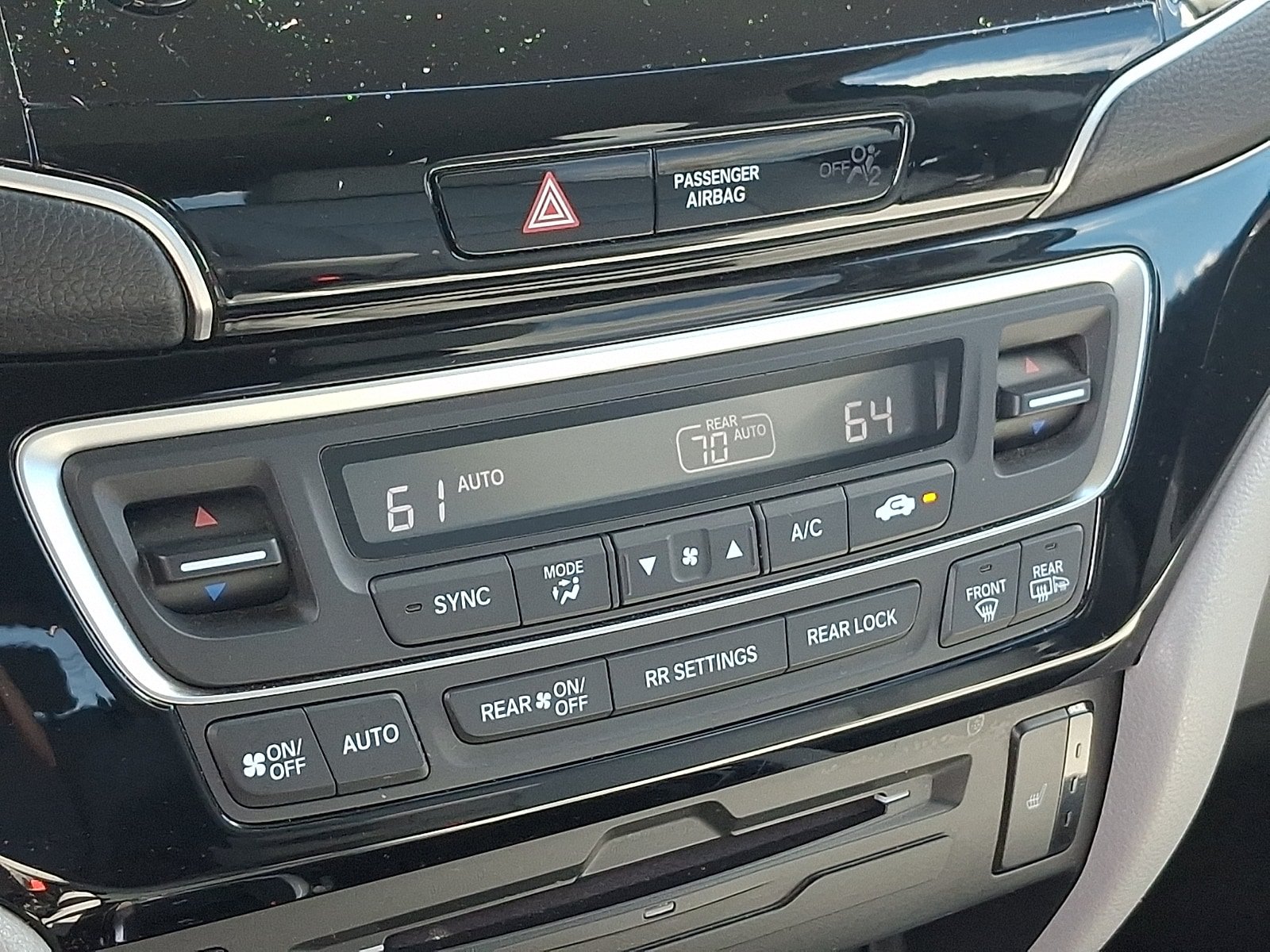 Used 2022 Honda Pilot Touring image 17