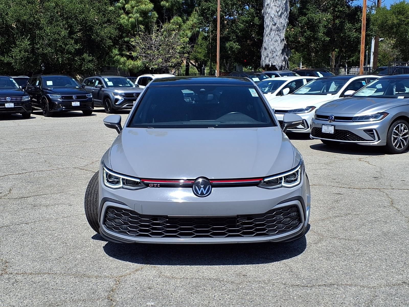 Used 2022 Volkswagen GTI SE FWD image 2