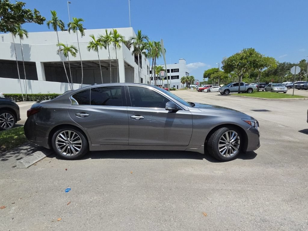 Used 2023 INFINITI Q50 Luxe w/ Cargo Package RWD image 4