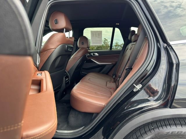 Used 2021 BMW X5 xDrive40i w/ Premium Package AWD/4WD image 16