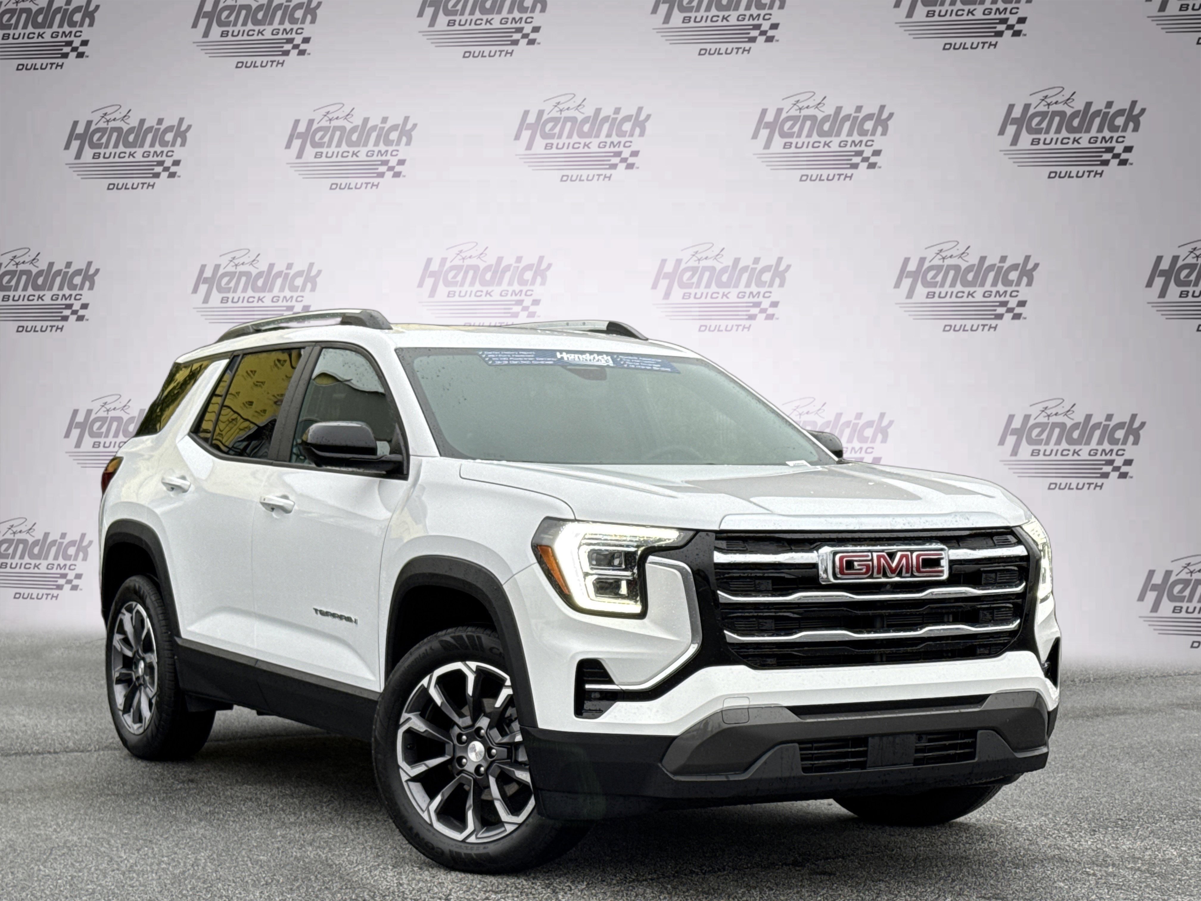 Used 2026 GMC Terrain Elevation w/ Elevation Premium Package video 2