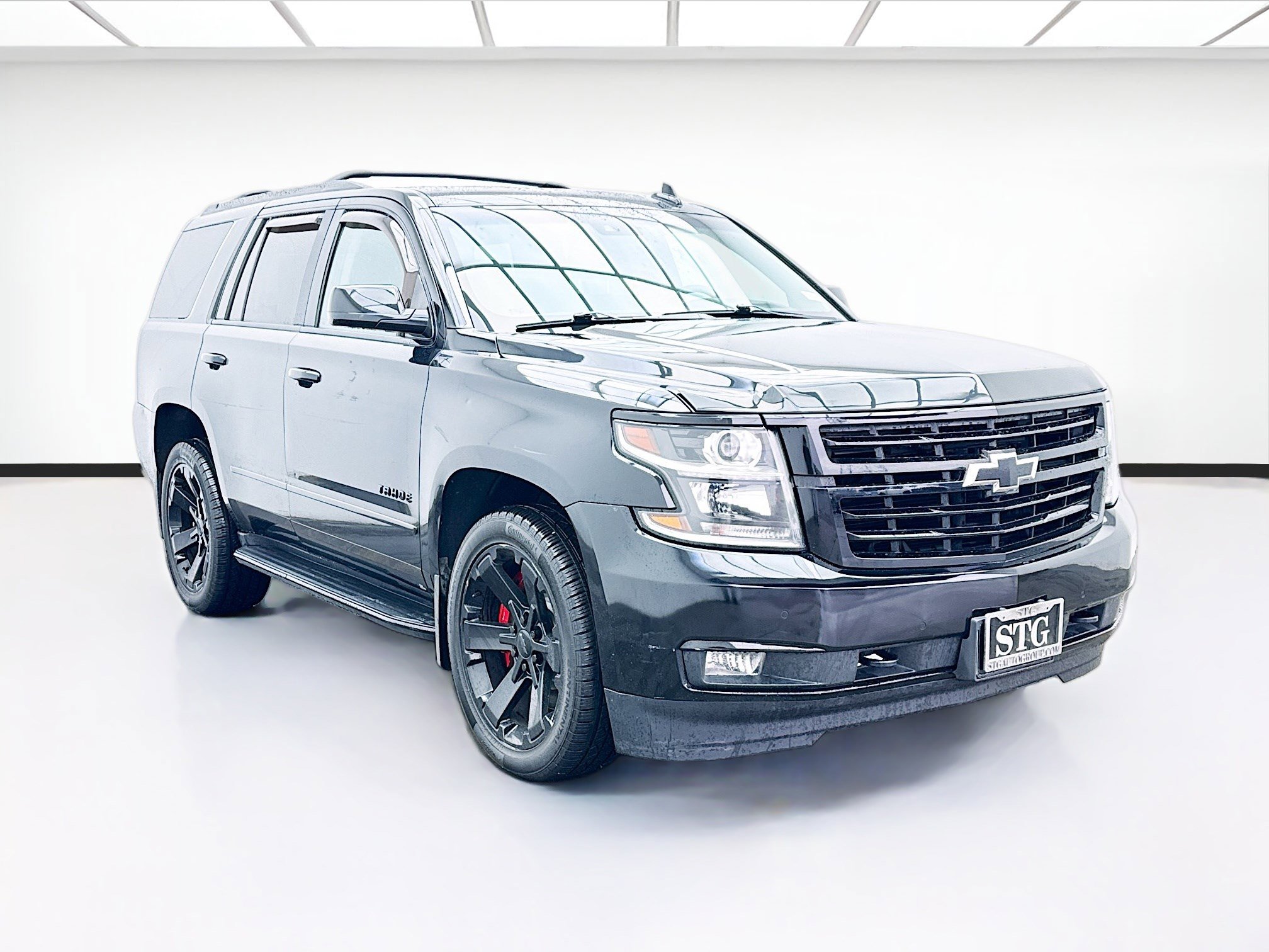 Used 2019 Chevrolet Tahoe Premier w/ RST 6.2L Performance Edition AWD/4WD image 3