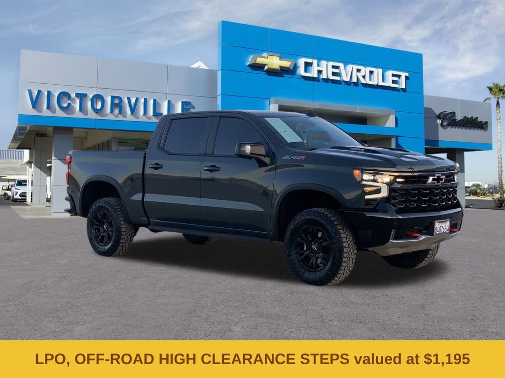 Used 2025 Chevrolet Silverado 1500 ZR2 image 3
