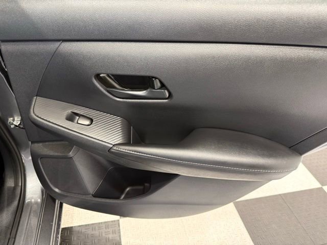 Used 2025 Nissan Sentra SV image 24